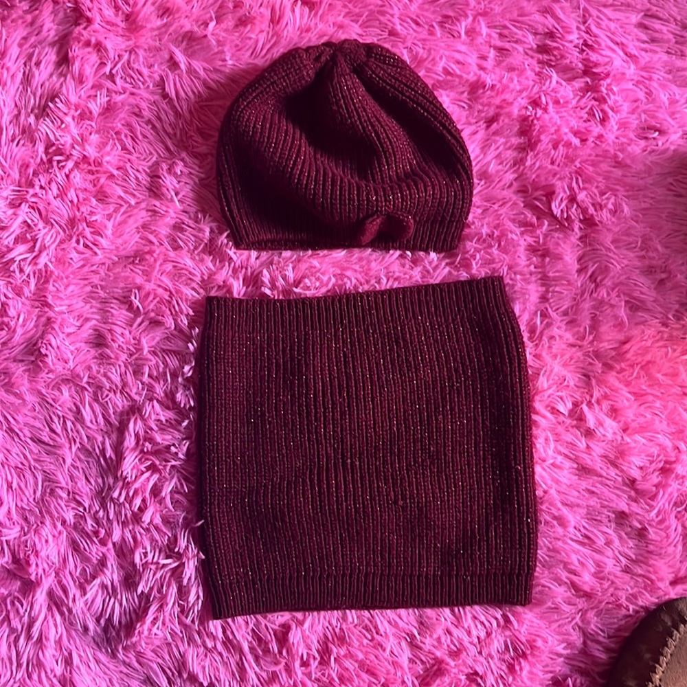 Lil girls hat and scarf